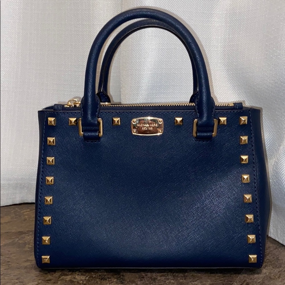 Michael Kors crossbody purse